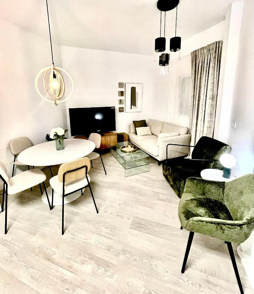 דירות מאלגה Historical Centre! Private Terrace & Gym-Near Public Parking מראה חיצוני תמונה