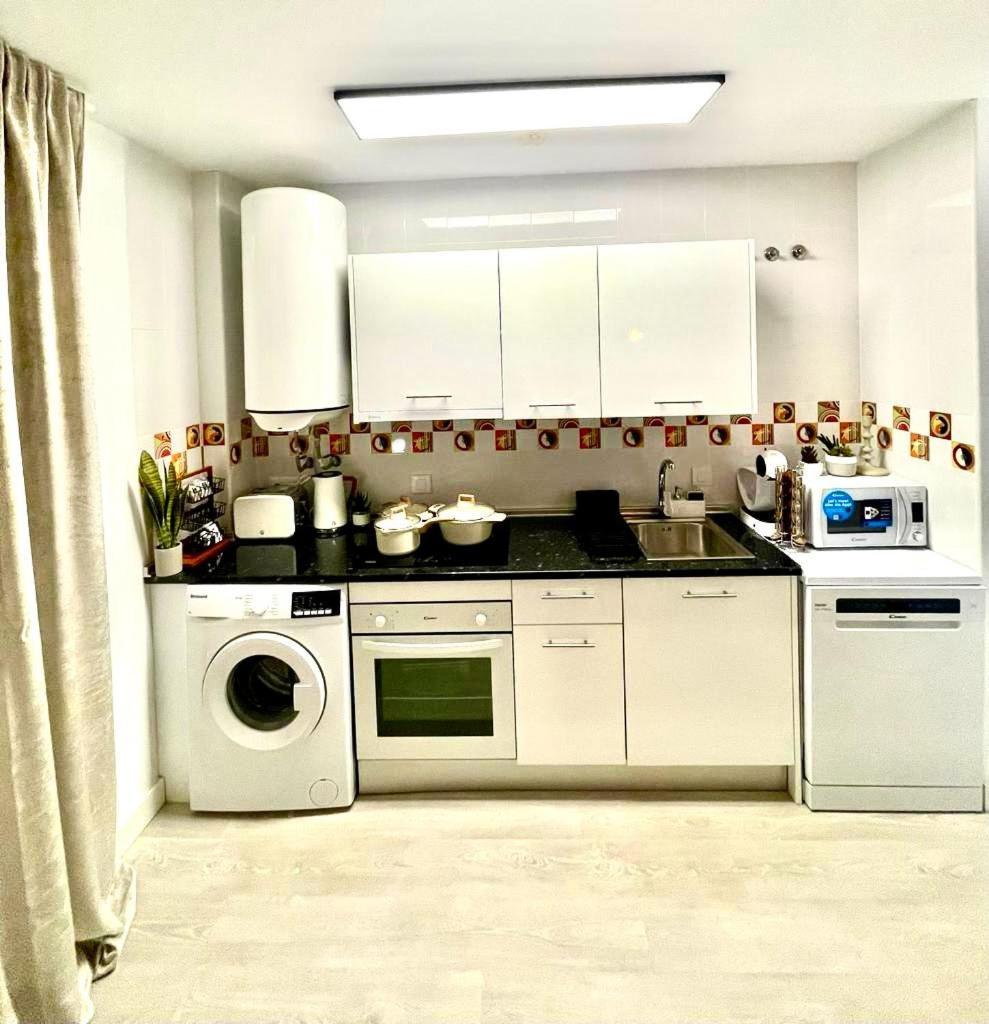 דירות מאלגה Historical Centre! Private Terrace & Gym-Near Public Parking מראה חיצוני תמונה